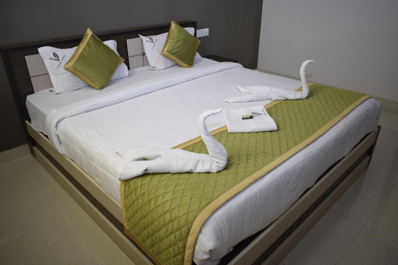 Hotel Viswa Residency By Azalea à Madurai Extérieur photo