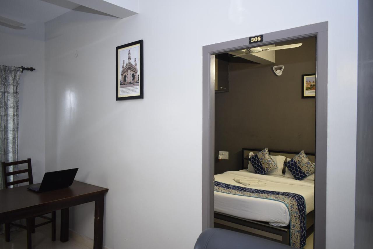 Hotel Viswa Residency By Azalea à Madurai Extérieur photo