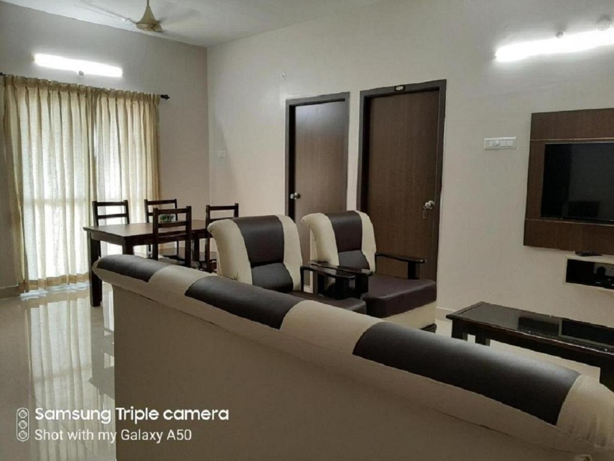 Hotel Viswa Residency By Azalea à Madurai Extérieur photo