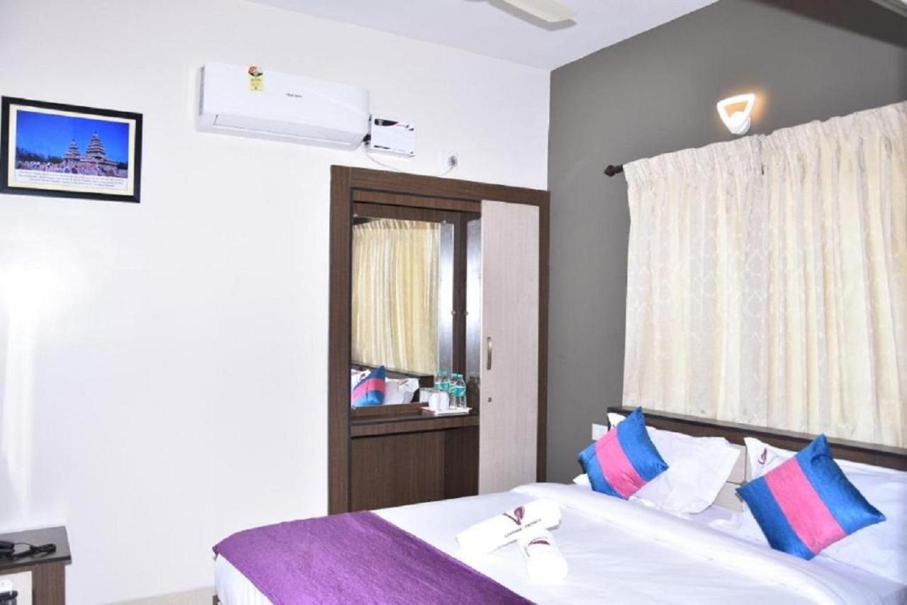 Hotel Viswa Residency By Azalea à Madurai Extérieur photo