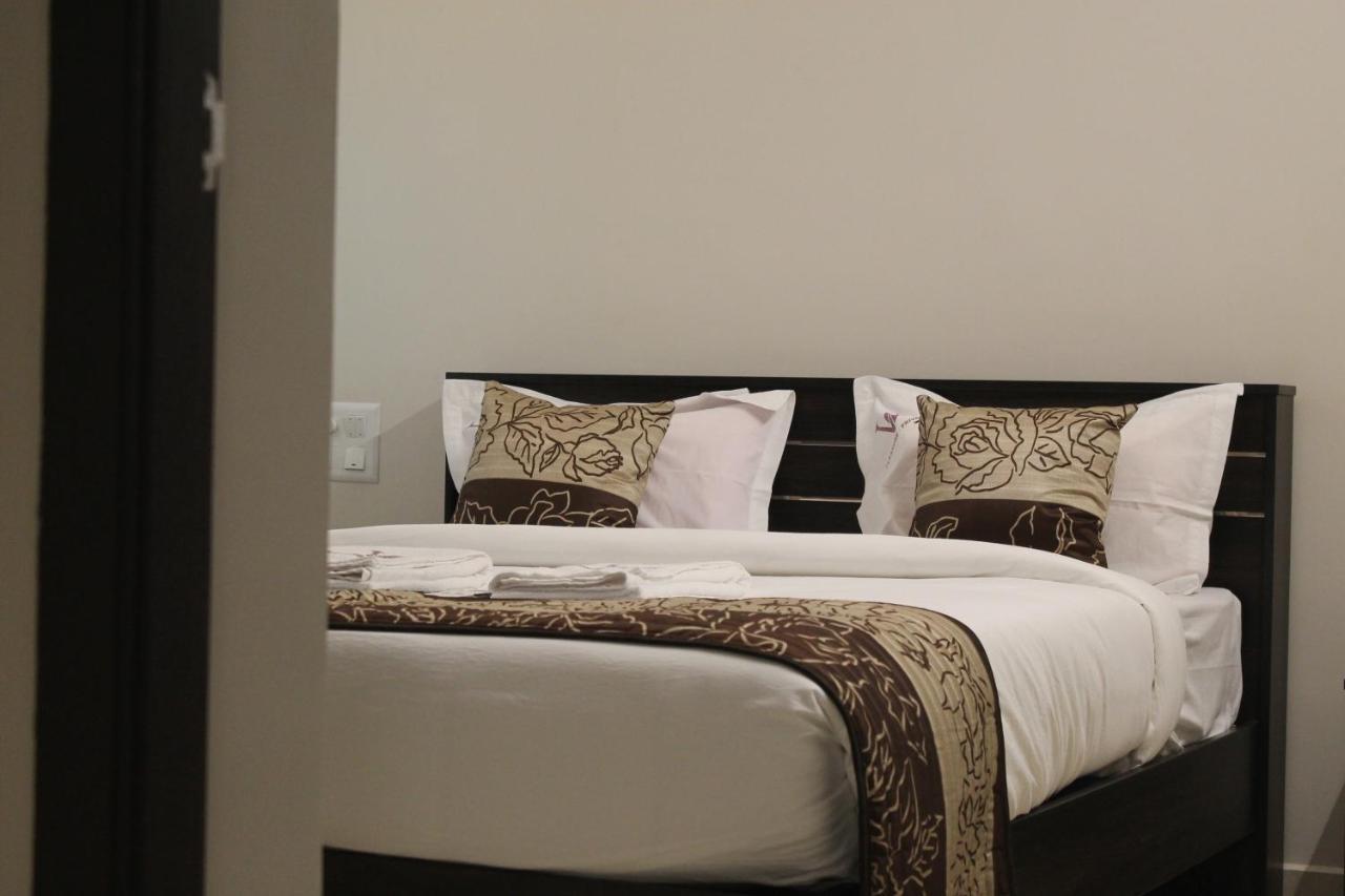 Hotel Viswa Residency By Azalea à Madurai Extérieur photo