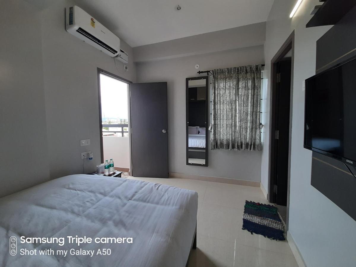 Hotel Viswa Residency By Azalea à Madurai Extérieur photo